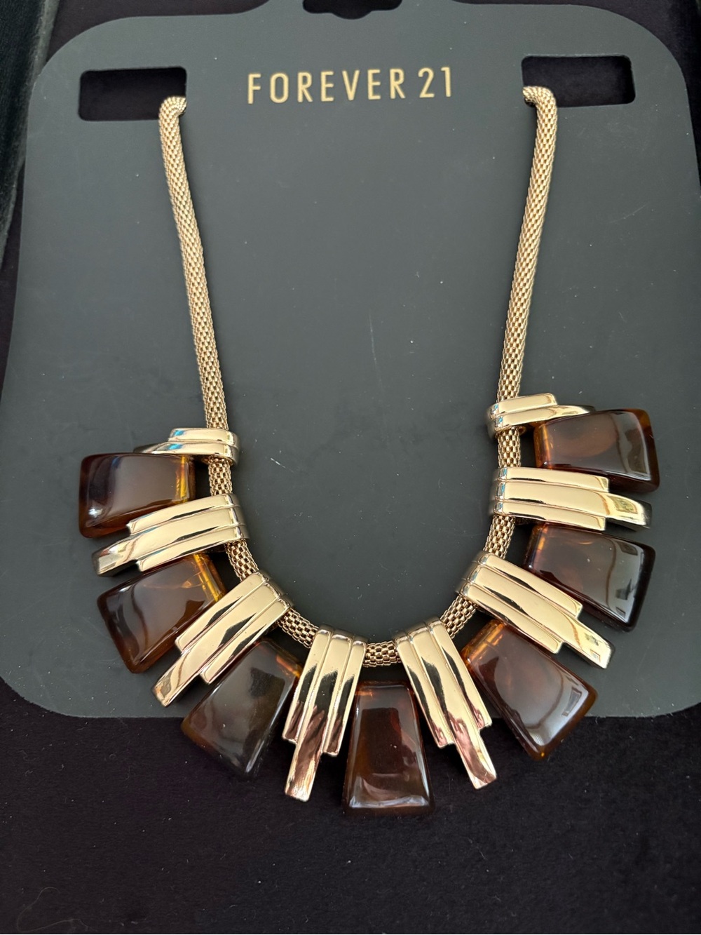 Vintage 80’s-90’s Forever 21 Gold and Brown “Tortoise”Resin Statement Necklace